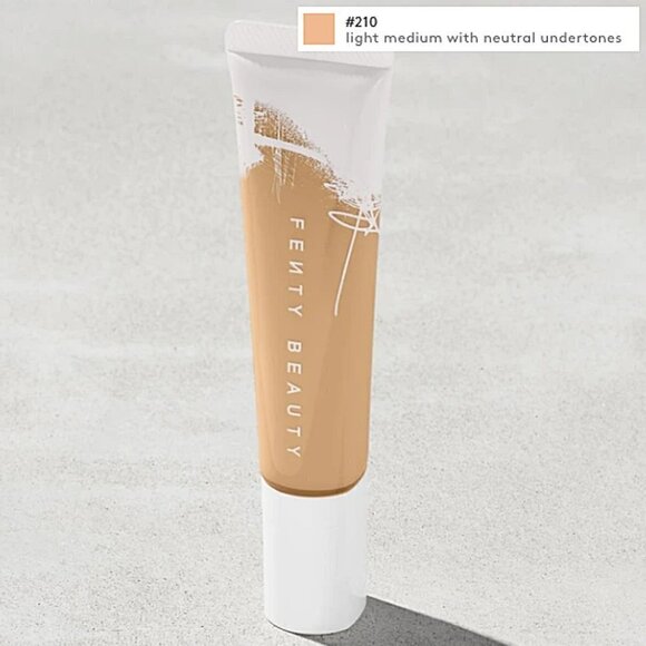 FENTY X Rihanna Pro Filtr Hydrating Longwear Foundation - Picture 10 of 16